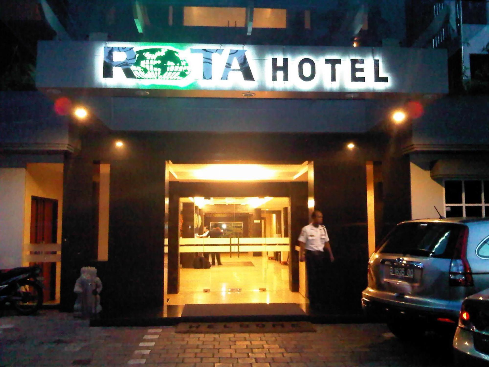 Rota International Hotel Jakarta Exterior foto