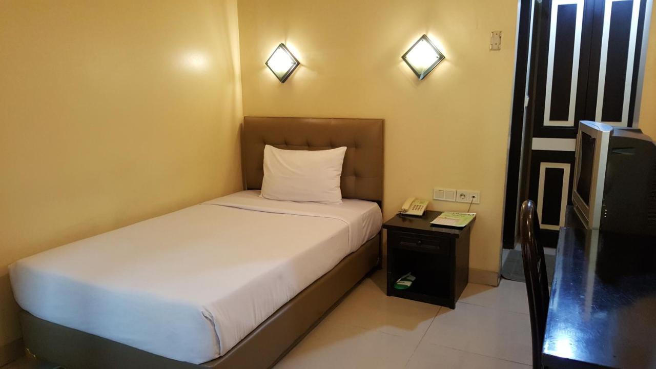 Rota International Hotel Jakarta Exterior foto